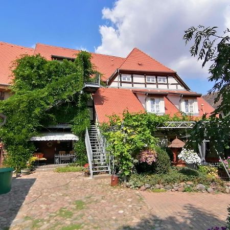 Pension Am Buhnenkopf Tangermuende Exterior photo